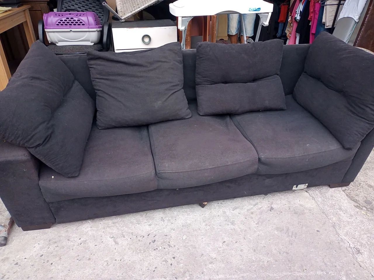 Sofá Três Lugares bom estado 