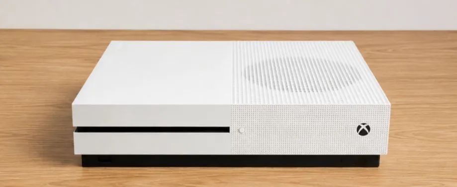 XBOX ONE S 1TB - Foto 3