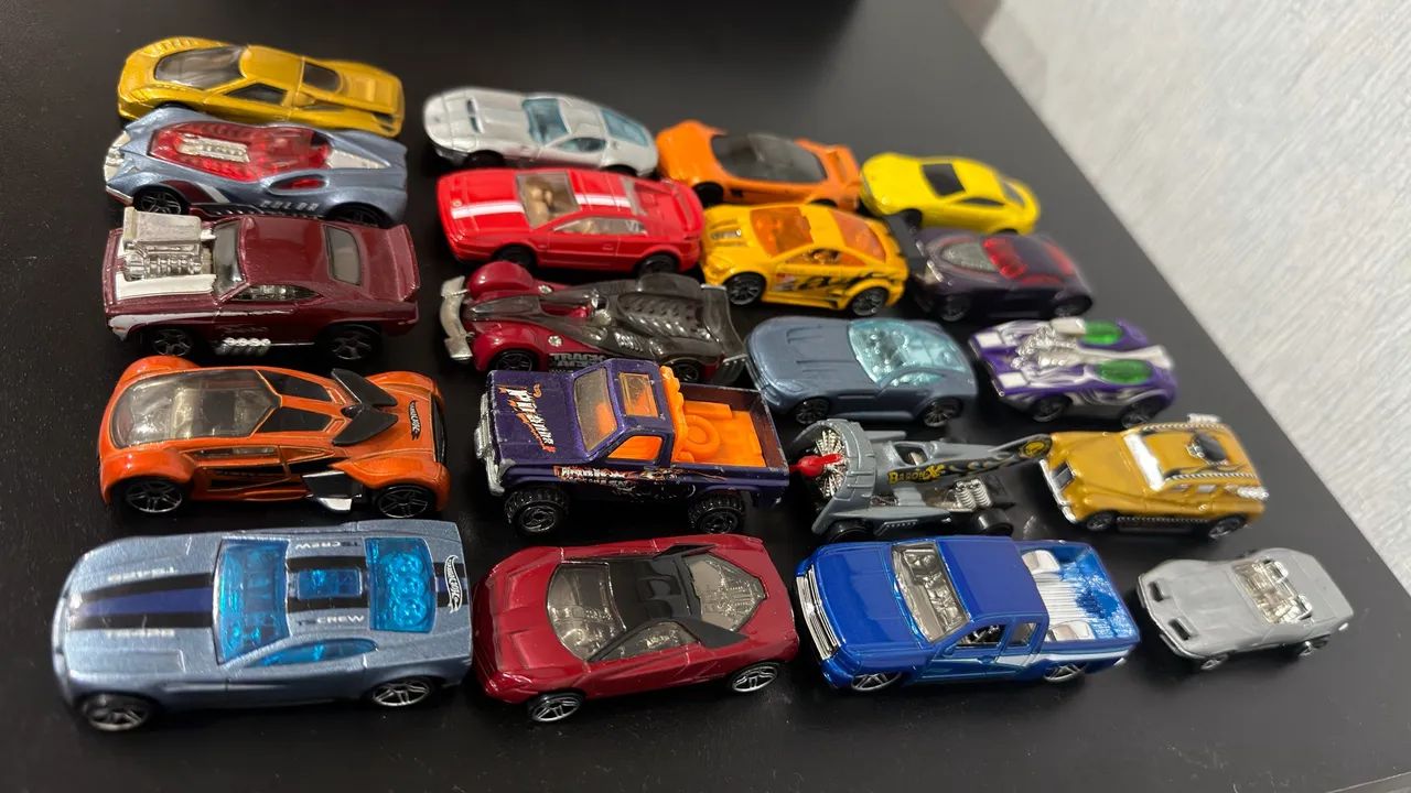 Lote de Hot Wheels