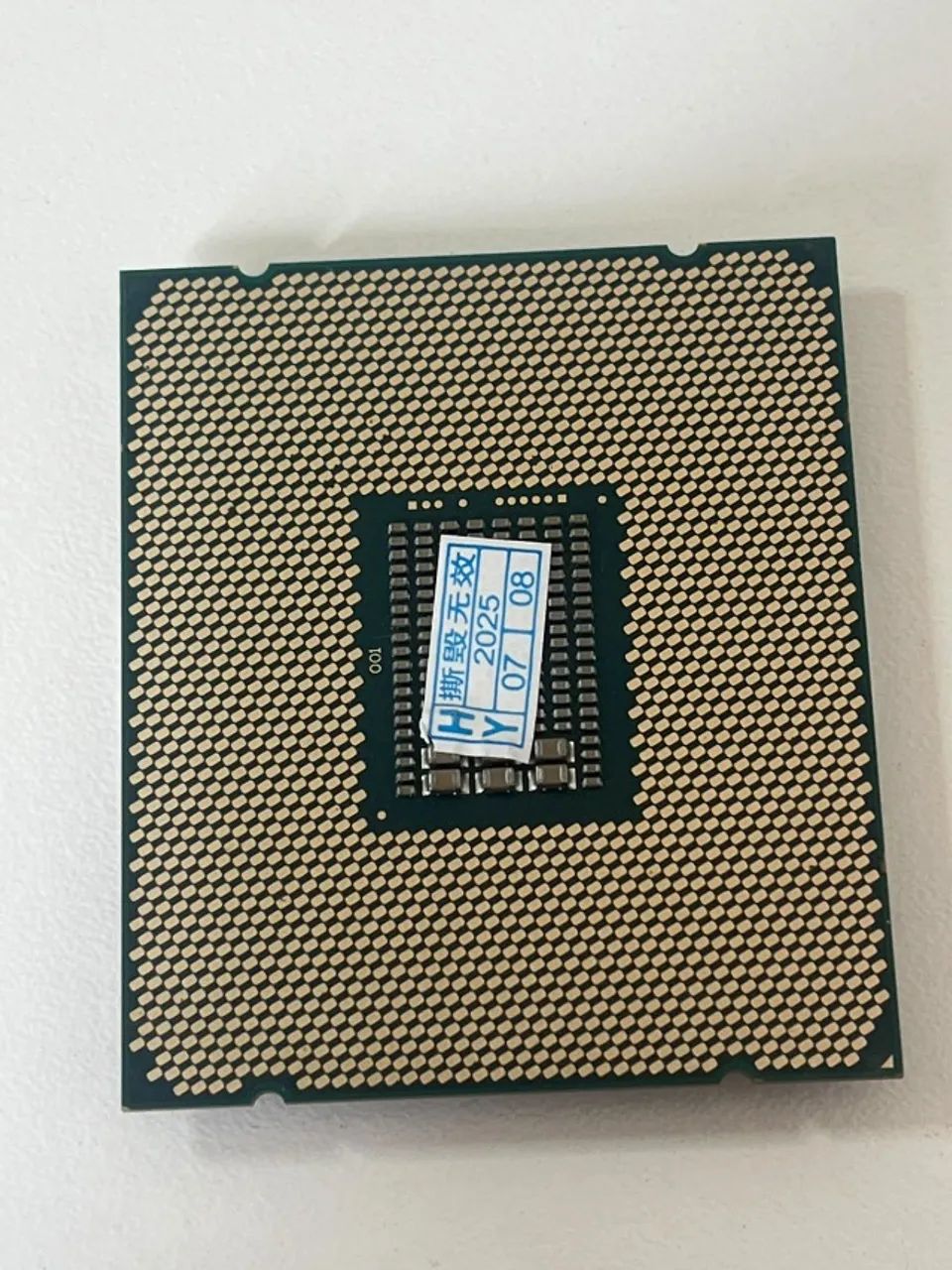 processador Xeon E5-2686 V4 18 núcleos e 36 threads - Foto 3
