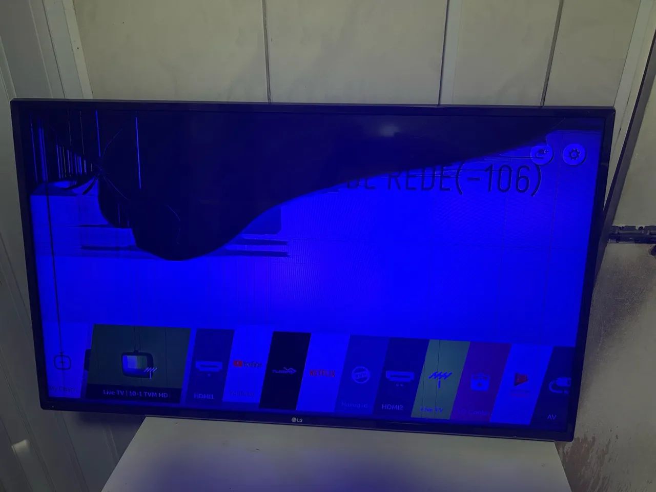 Smart LG 43P - Defeito