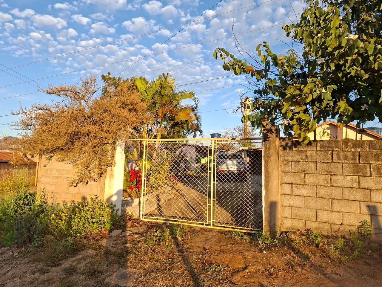 Vendo casa em Conceicao dos Ouros MG - Foto 2