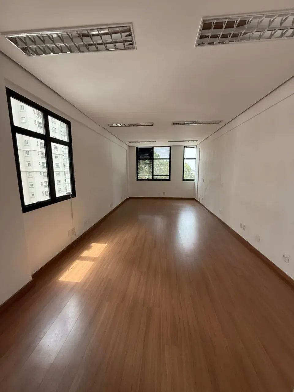 Sala Comercial | Parque Residencial Aquarius | 34m² | Com Elevador - Foto 5