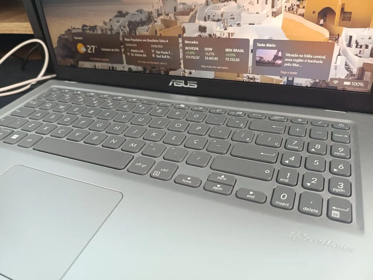 Asus VivoBook I3 8GB 256SSD Win11 - Foto 3