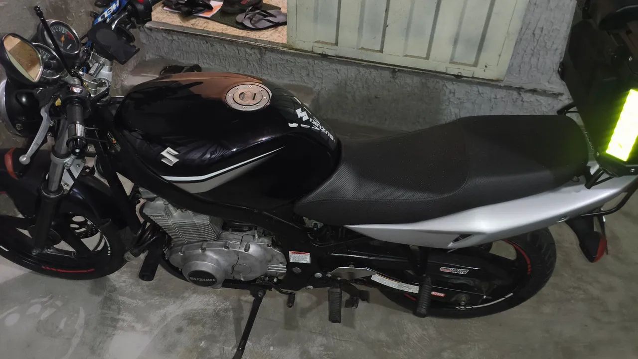 GS 500 2009 - Foto 3