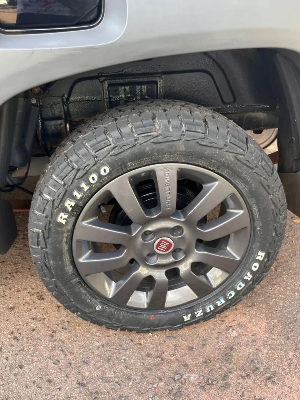 Fiat Strada Adventure1.8/ 1.8 Locker Flex CD 2019 - Foto 4
