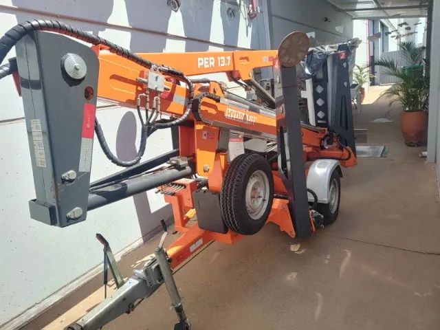 Plataforma Elevatória Hydrolift PER 13.7
