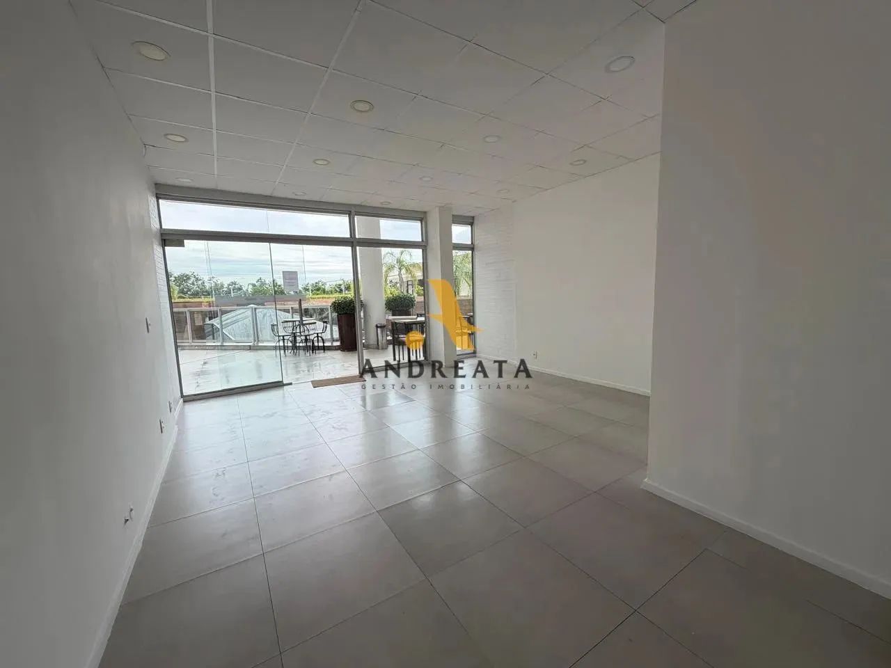 Aluguel de Loja, 39 m², por R$ 2.3 mil, no condomínio Vertice Mall & Offices em Recreio do - Foto 5