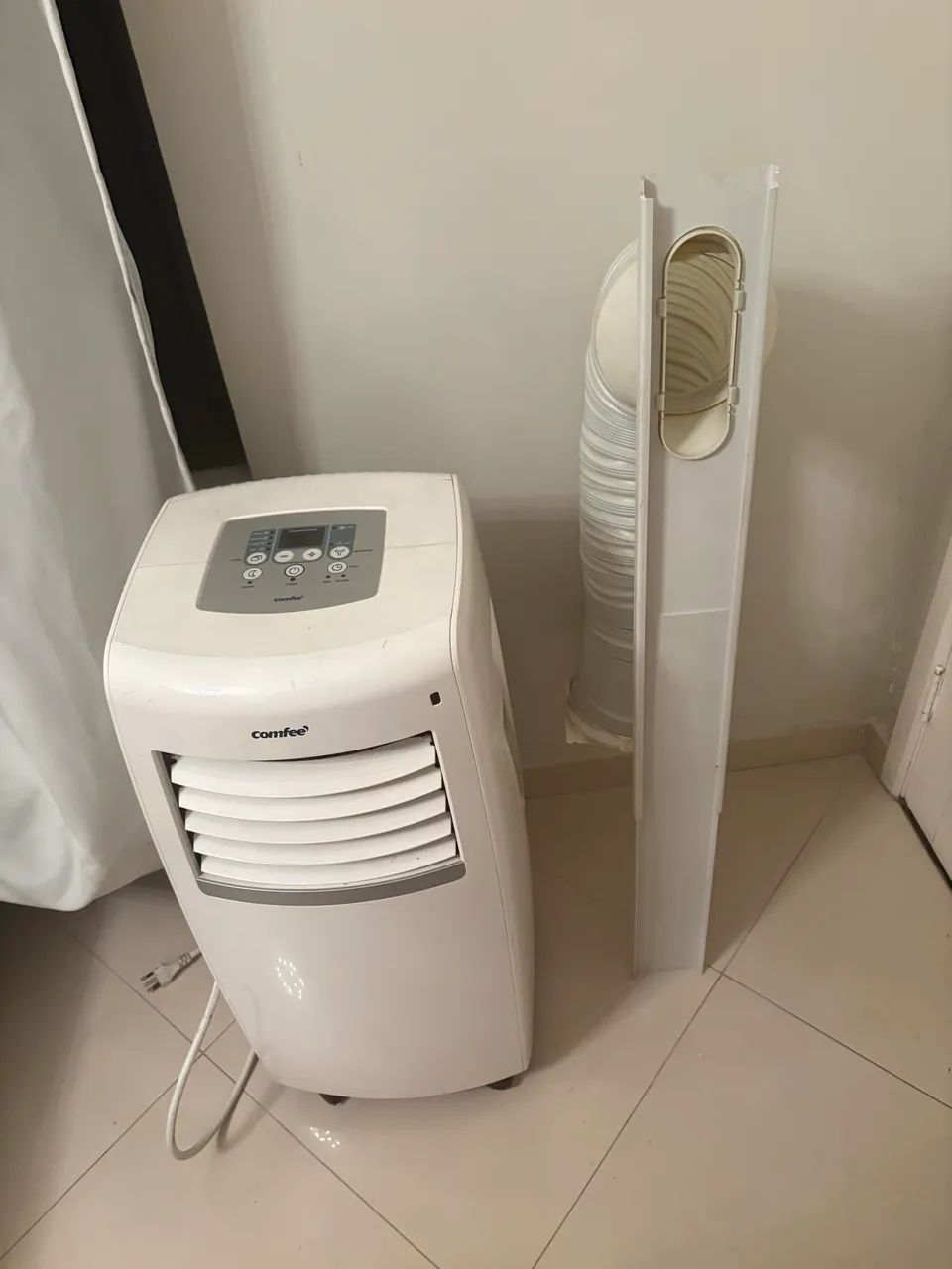 Ar condicionado portátil comfee 9.000 btus