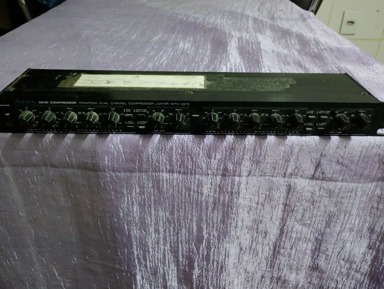 Compressor Alesis 3630 - Foto 2