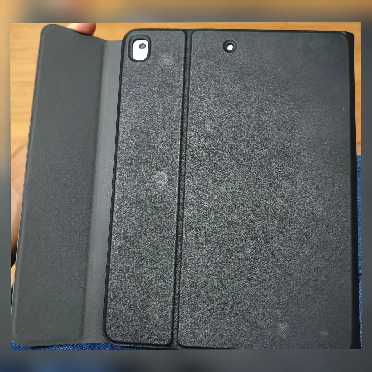 Ipad 9° geração impecável (semi-novo) com capa e teclado - Foto 4