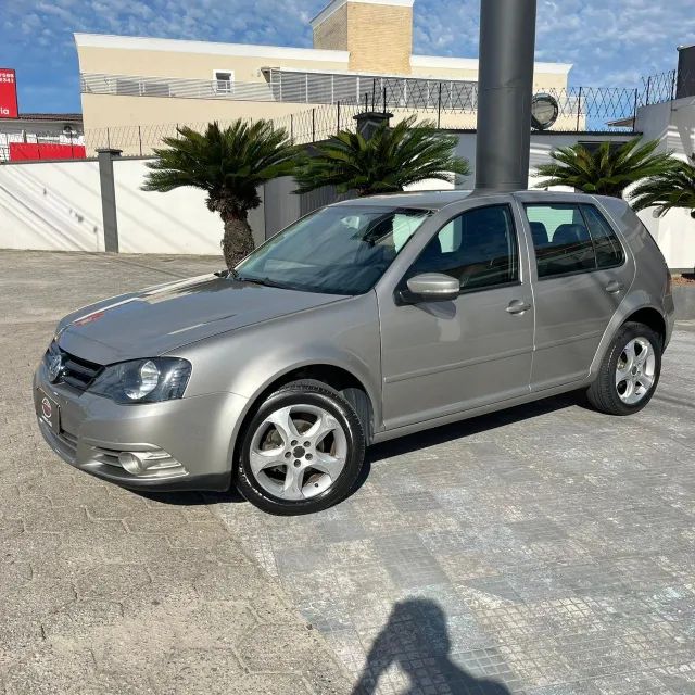 Volkswagen Golf 1.6 MI Total Flex 8V 4P 2013