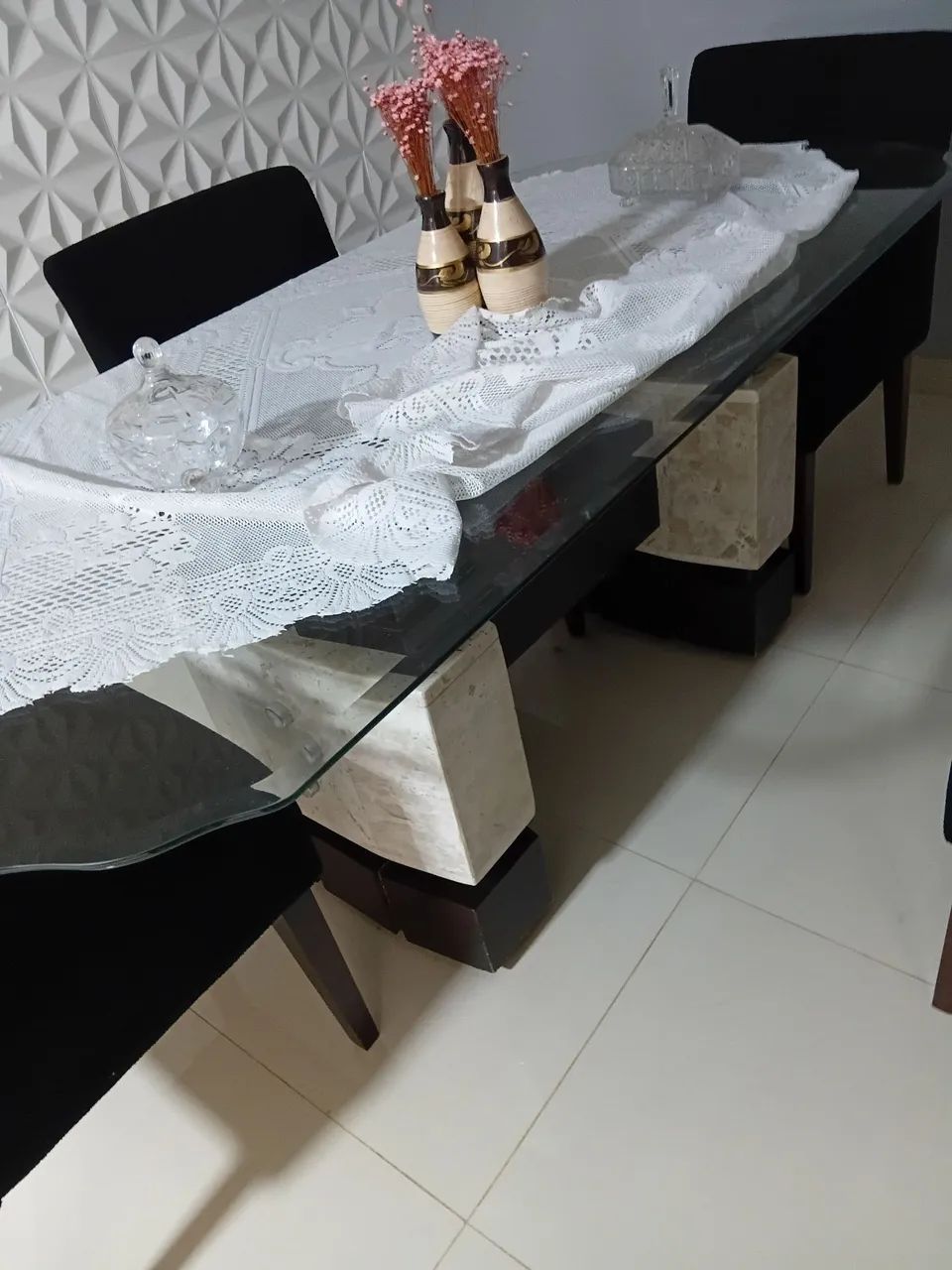 Vende-se mesa de vidro com 4 cadeiras  - Foto 3