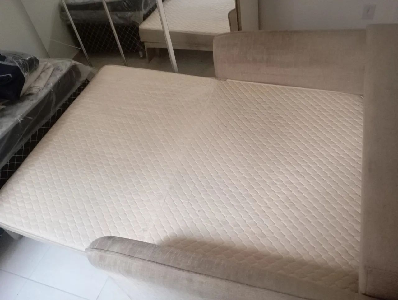Sofá cama retrátil muito barato... - Foto 4