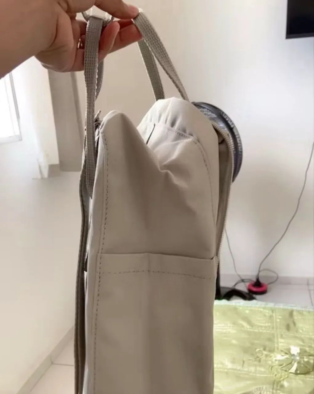 Mochila Kanken 16l cinza  - Foto 3