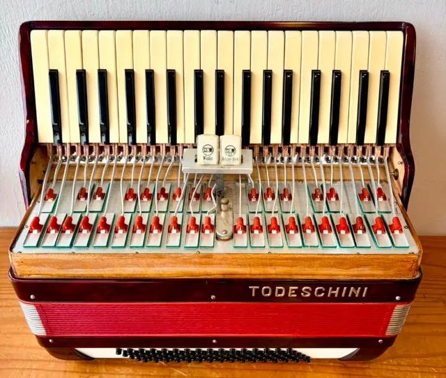 Acordeon Todeschini 80bx - Foto 2