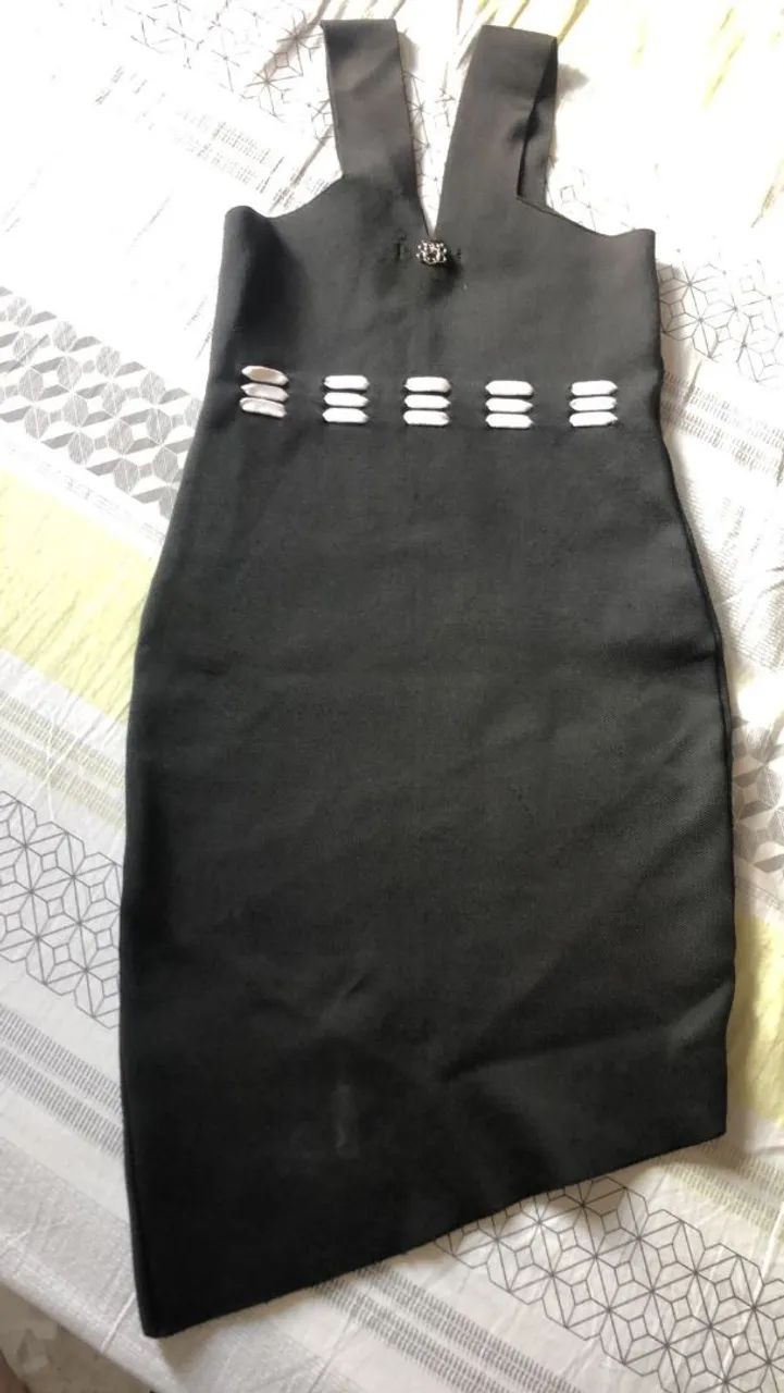 Vestido preto Tamanho P 