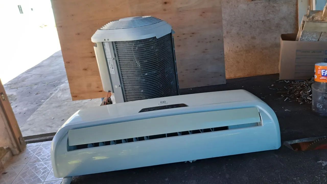 Vendo um racodicionado split