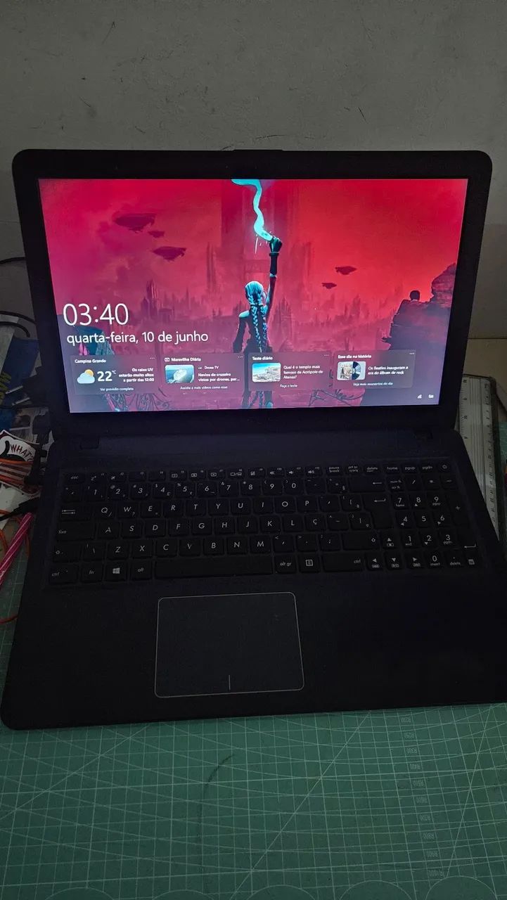 Notebook Asus X543U 4gb 256gb SSD i3(7)