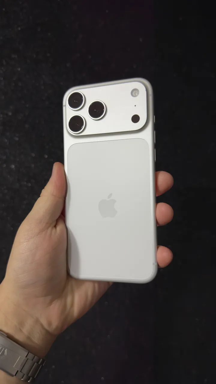 iPhone 17 Pro Max 256gb - Seminovo
