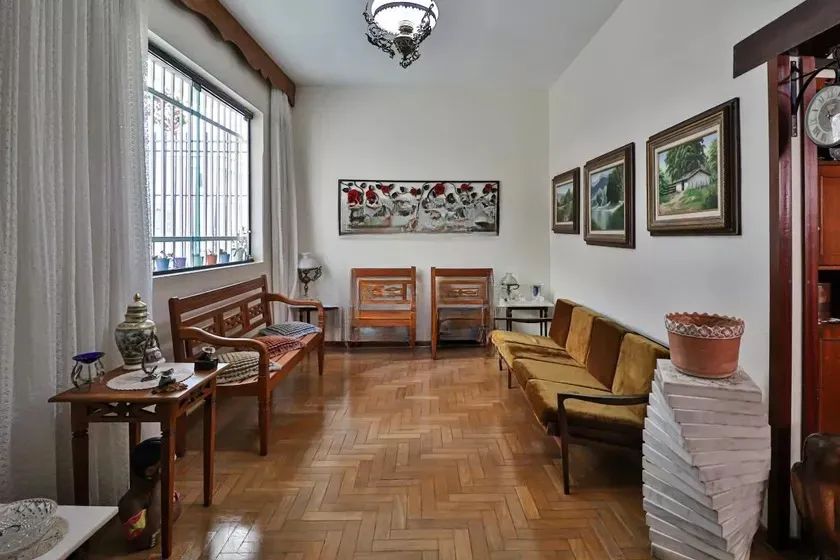 Casa à Venda - São Lucas, 4 Quartos, 280 m2