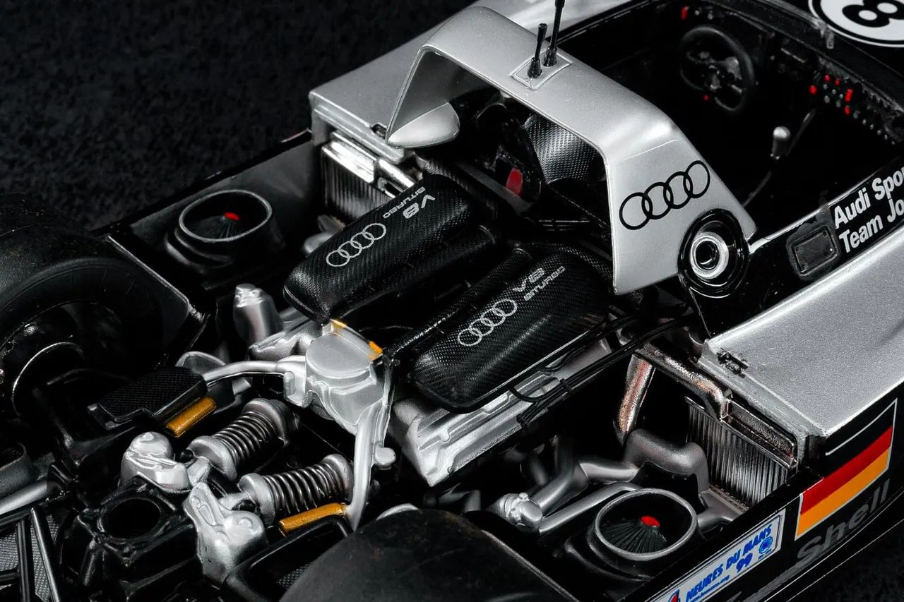 Audi R8R Le Mans 1999 Maisto 1:18 - Impecável completo c/ caixa e