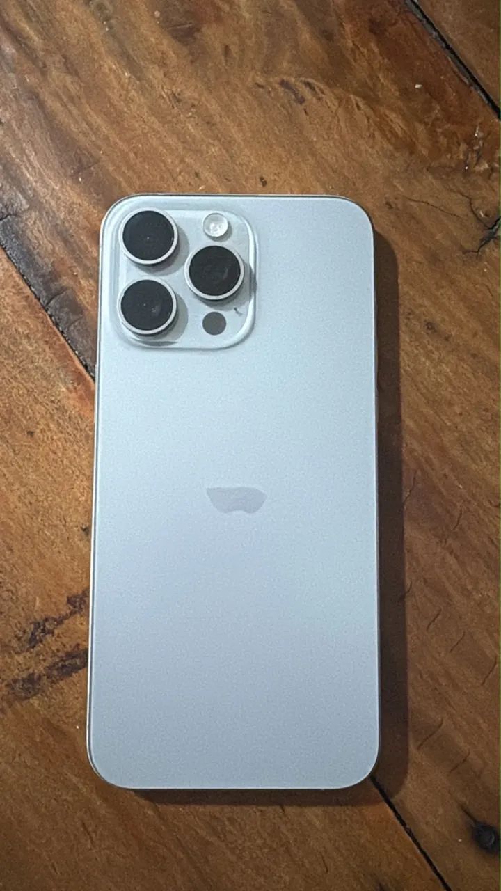 iPhone 15 pro max - Foto 2