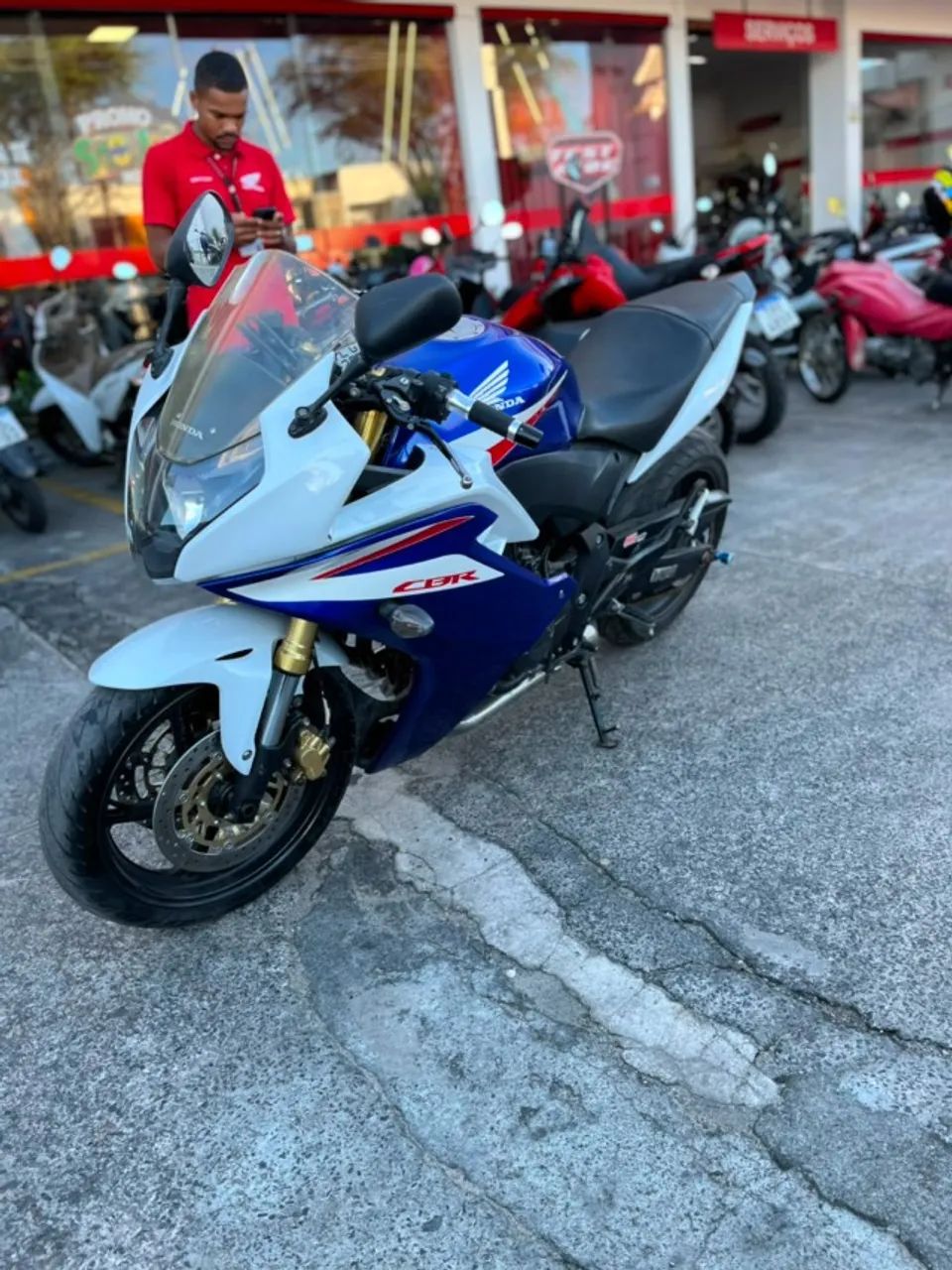 CBR 600F - Foto 3