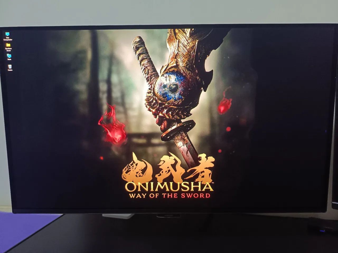 Monitor odssey G5 OLED 27  - Foto 2