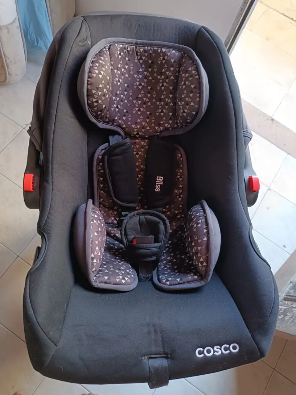 Bebê conforto Cosco Bliss