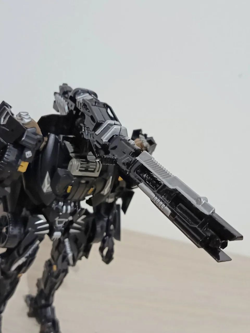 Transformers KBB Lockdown (AOE KO) - Foto 4