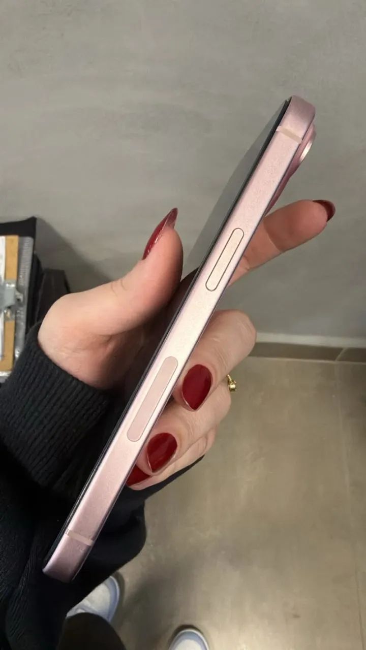 iPhone 15 Rosa - 128 GB - Foto 3