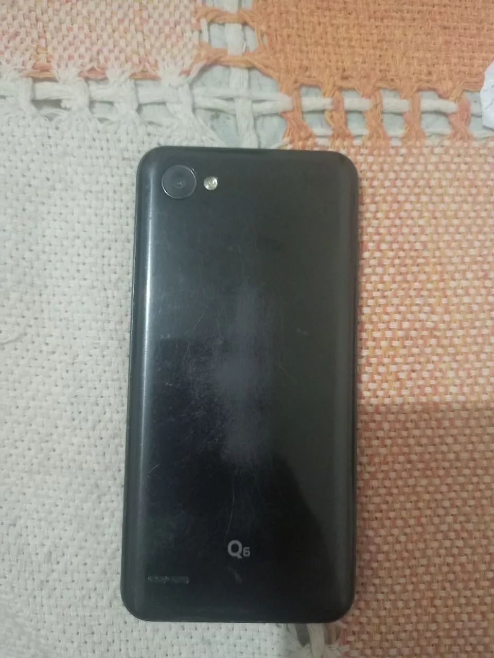 LG Q6 Dual Chip - Funcionando - Leia a descrição - Foto 3