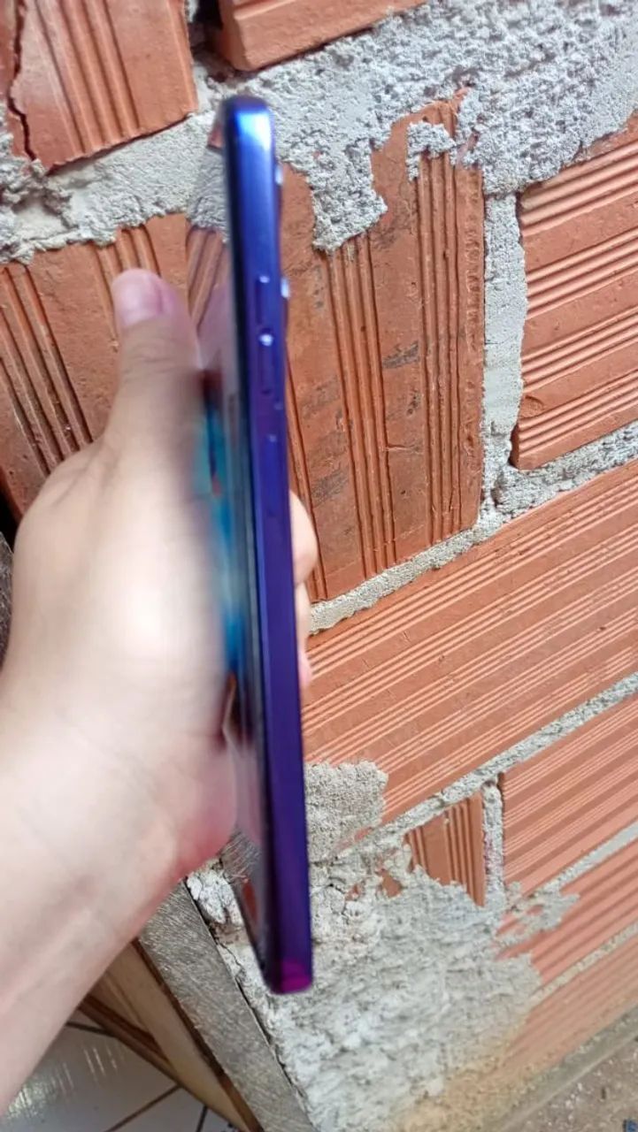 Moto g17 