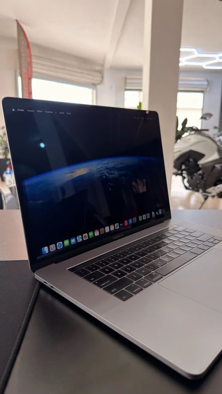 Macbook pro 2017 I7 processador 15 polegadas 