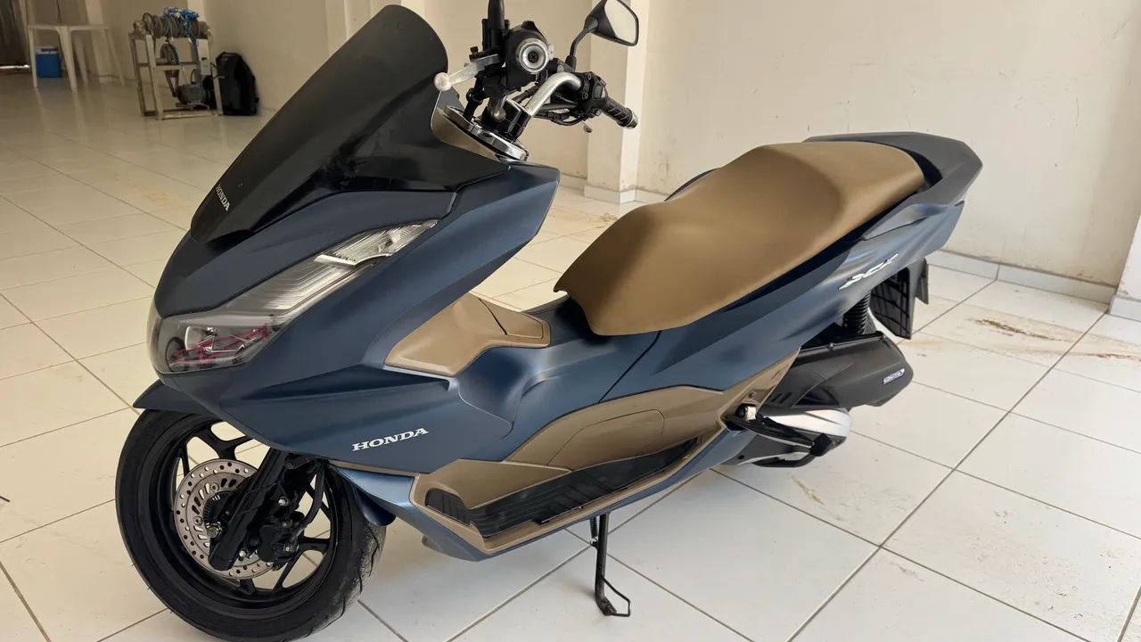 PCX DLX