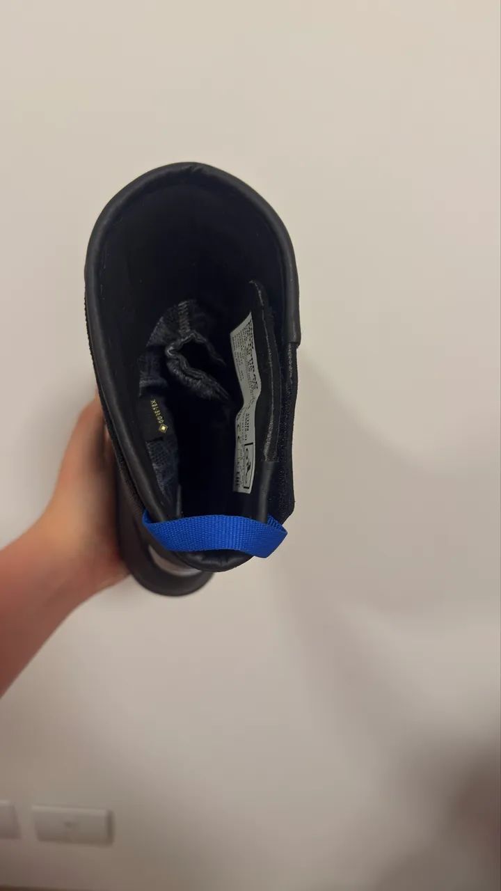 Vendo  bota da bmw NUNCA USADA tamanho 40