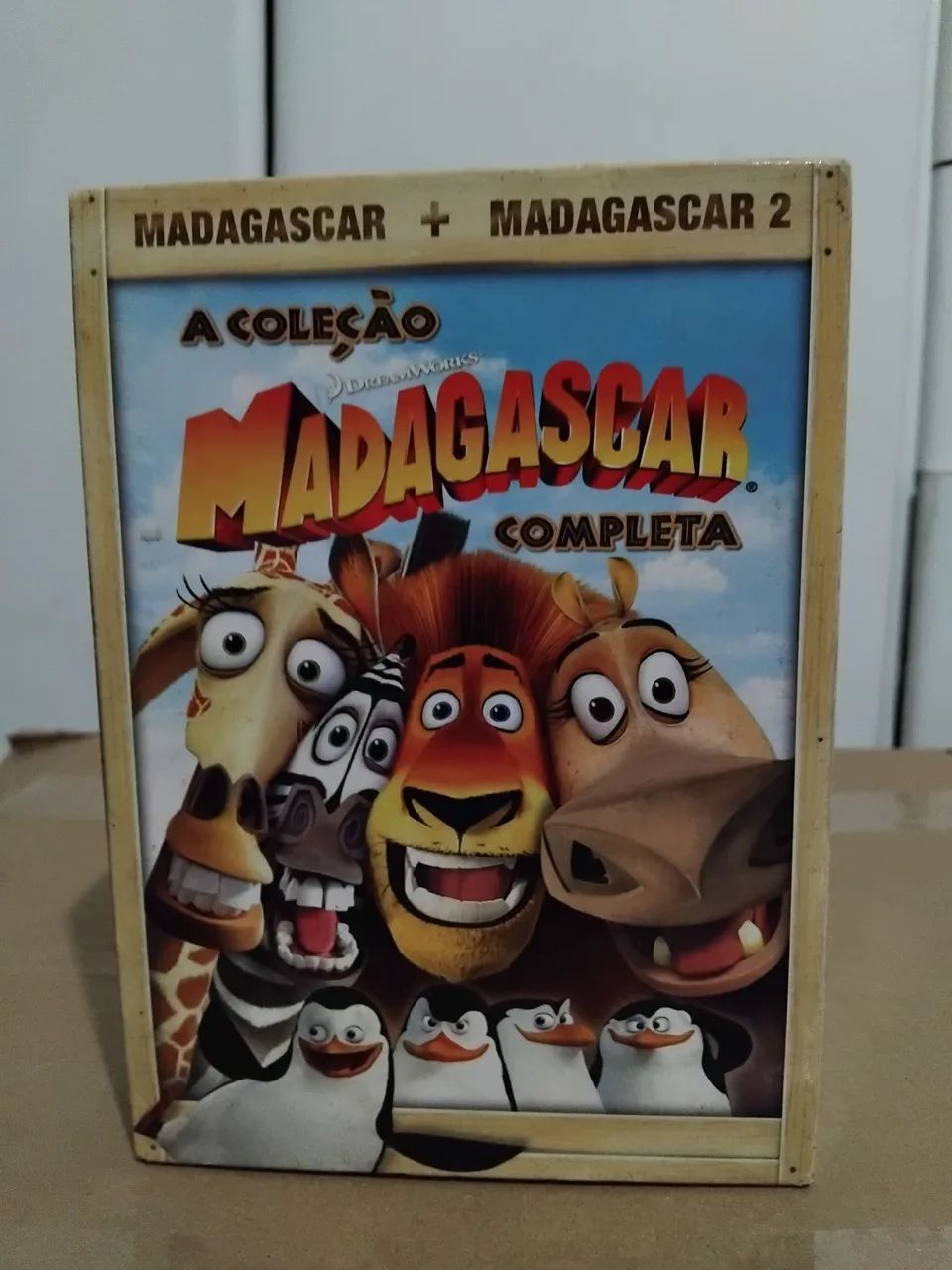 Box de dvd Madagascar 1 e 2 +  especial os pinguins de Madagascar 