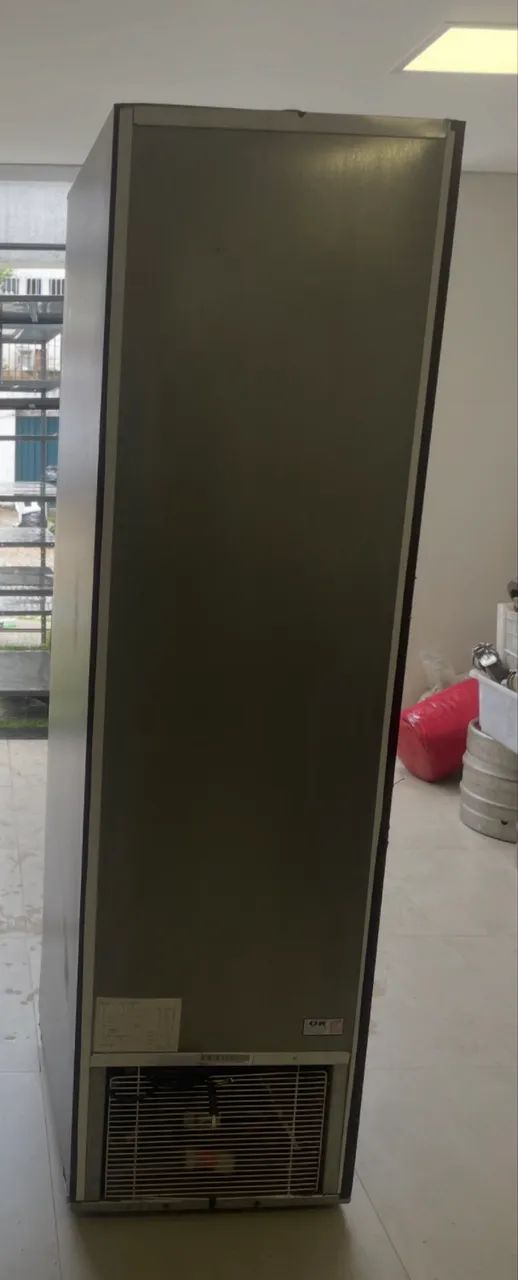 Refrigerador Metalfrio mod. MB28R 287 litros 220v - Foto 6