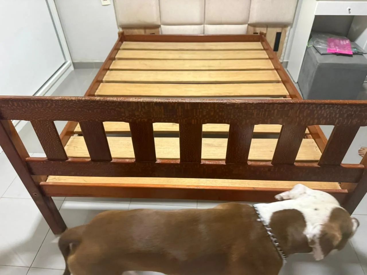 Cama de madeira R$ 150,00 - Foto 2