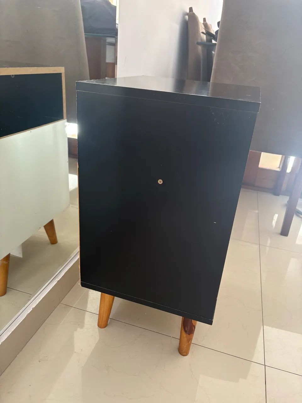 2 mesa de cabeceira com gaveta  - Foto 2