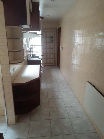 Apartamento de Frente em Irajá, 03 Dormitórios, Varanda, Garagem etc - Foto 7