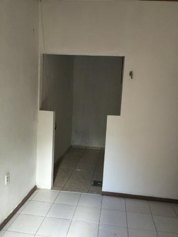Excelente casa 100% Documentada, 2/4, Condomínio Imperial, ao lado do COPM, Financiável - Foto 11