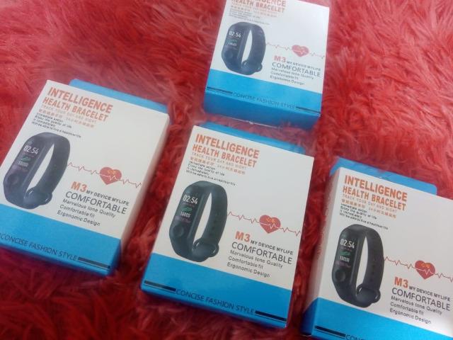 Pulseira Inteligent Monitor Cardíaco Relógio pressão etc - Foto 4