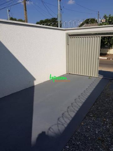 2 quartos sendo 1 suíte no setor santafé goiânia go