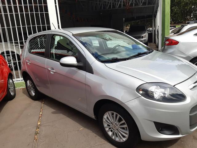 Palio 2013 avista ou entrada 2mil e prest 440