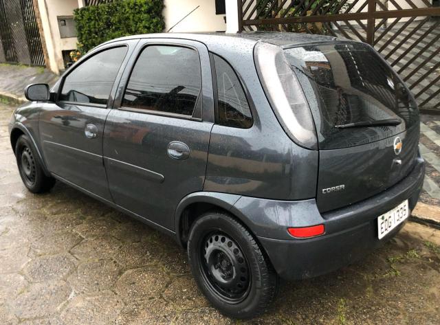 Corsa premium abaixo da tabela