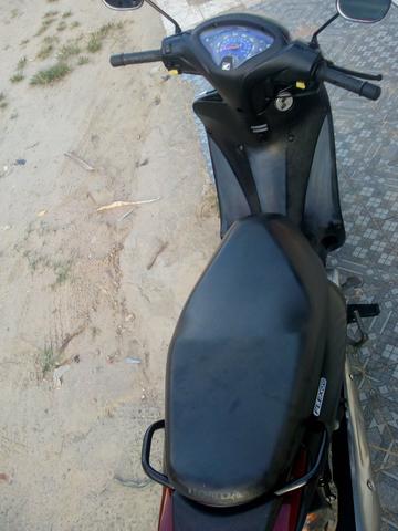 Biz 125 es, 2015/15 única dona com seguro pago até maio ,oportunidade!! - Foto 6