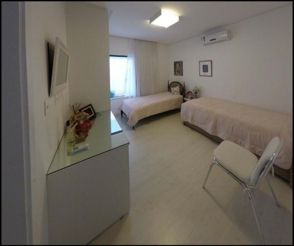 Bela Casa térrea , 240m², 4 quartos, 4 vagas, em alphaville 2/one - Foto 4