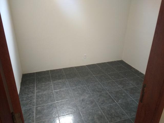Alugamos Casa térrea com garagem em Pernambués, próx. Posto Shell - Foto 6